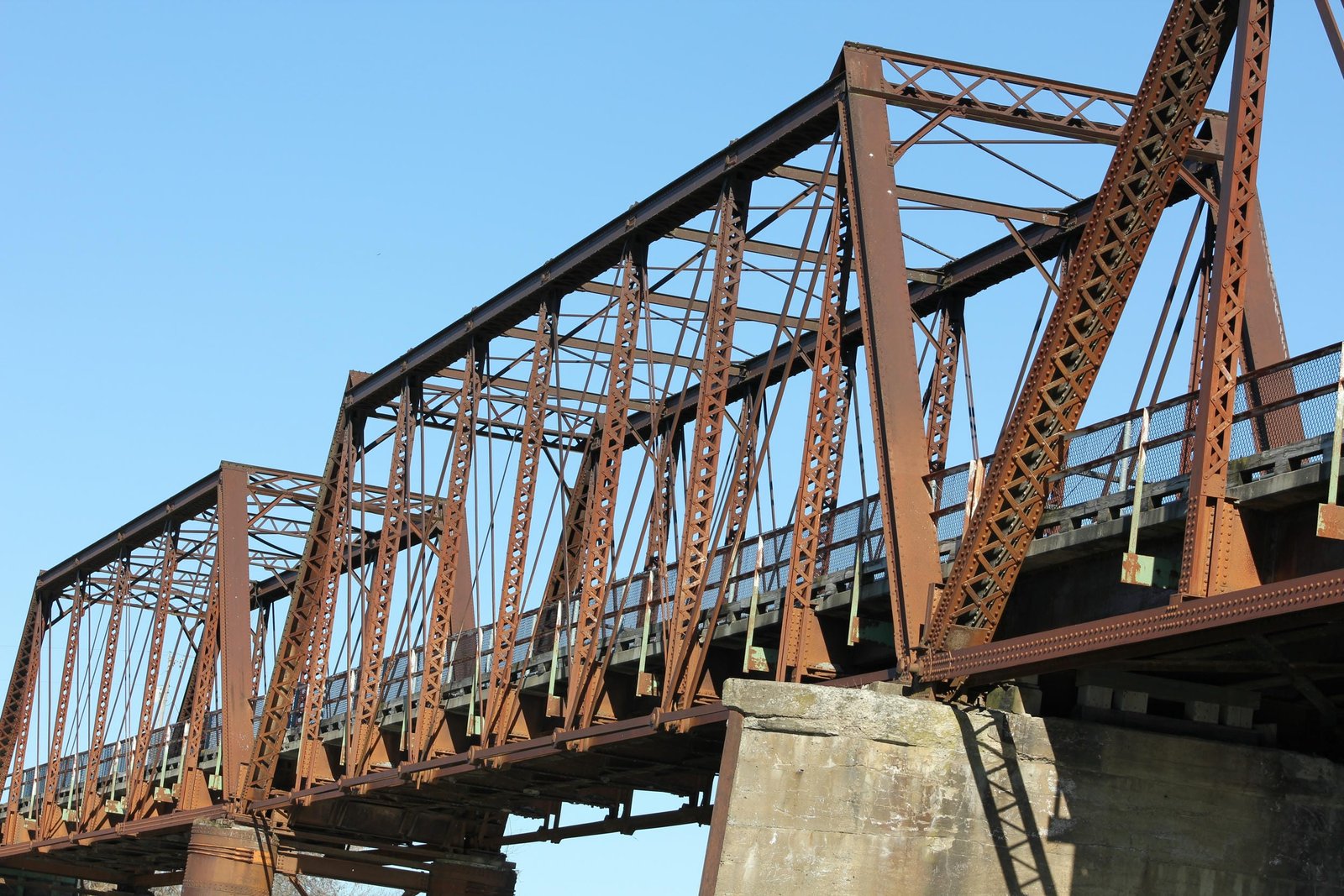 Center span